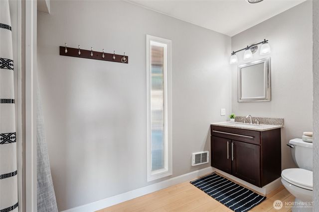 1606 SE Aust Manor Drive, Chehalis, WA 98532