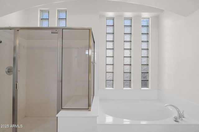 3810 E LATHAM Court, Gilbert, AZ 85297