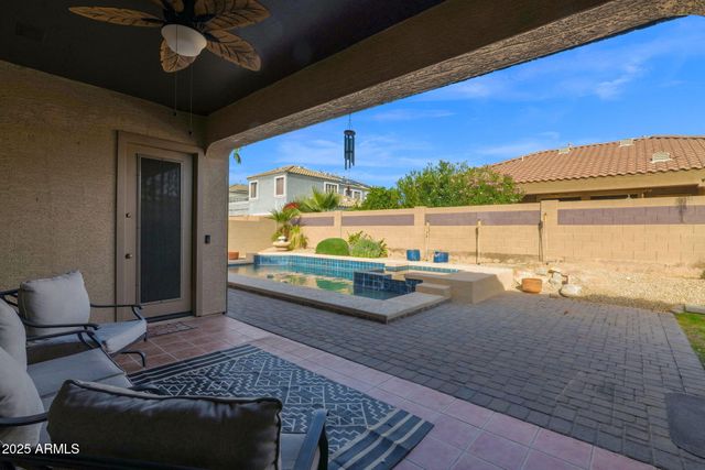 3810 E LATHAM Court, Gilbert, AZ 85297