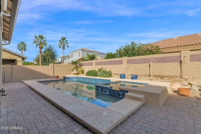 3810 E LATHAM Court, Gilbert, AZ 85297