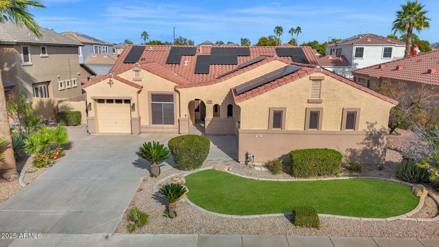 3810 E LATHAM Court, Gilbert, AZ 85297