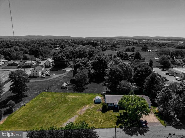 274 CHERRY LANE DRIVE, Chambersburg, PA 17202