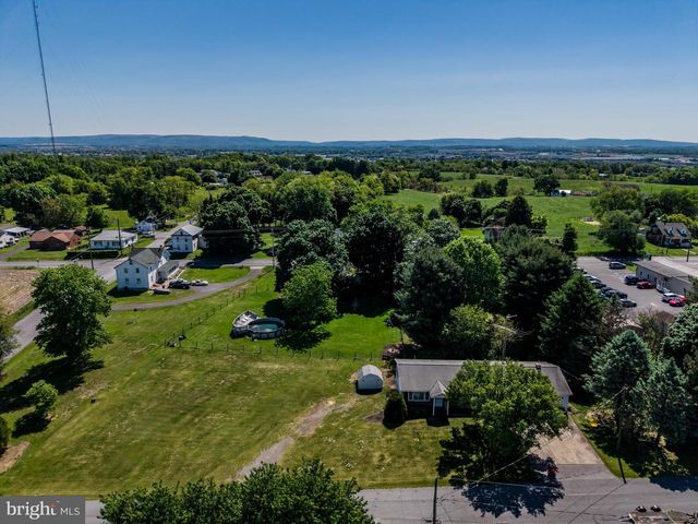 274 CHERRY LANE DRIVE, Chambersburg, PA 17202