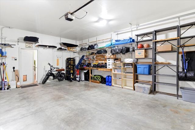 4621 S WEDGEWOOD DR, Roy, UT 84067