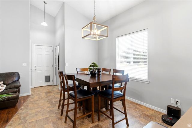 4621 S WEDGEWOOD DR, Roy, UT 84067