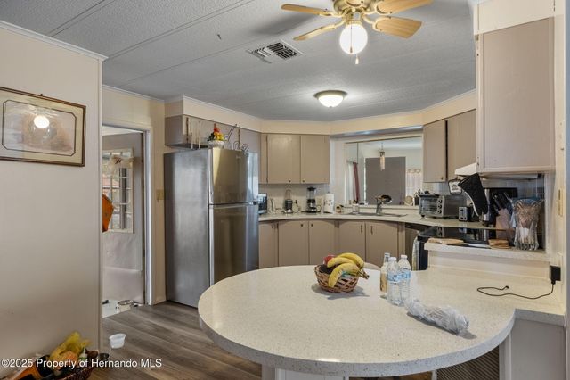 14040 Brookridge Boulevard, Brooksville, FL 34613