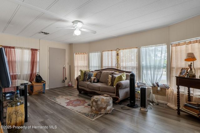 14040 Brookridge Boulevard, Brooksville, FL 34613