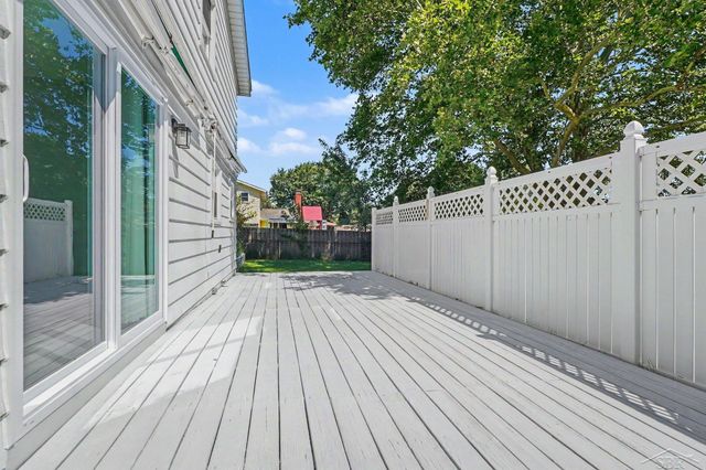 698 Plymouth Drive, Saginaw Twp, MI 48638