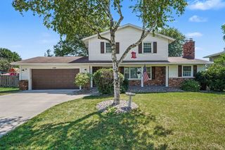 698 Plymouth Drive, Saginaw Twp, MI 48638