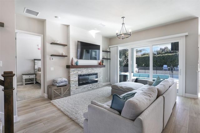 11975 SW 32ND LANE, Gainesville, FL 32608