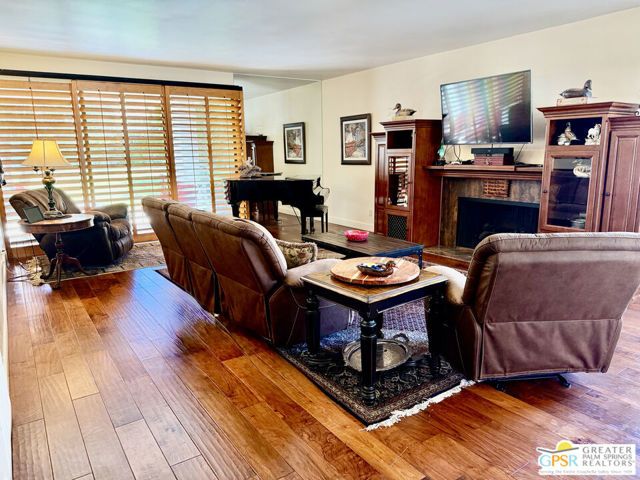 3410 E Bogert Trail, Palm Springs, CA 92264