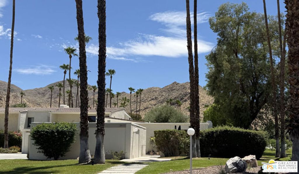 3410 E Bogert Trail, Palm Springs, CA 92264