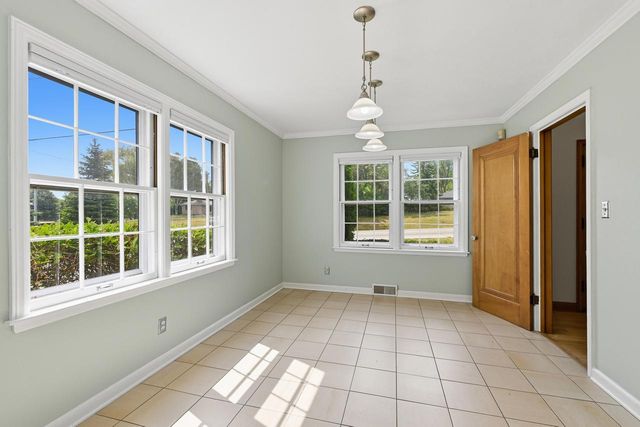 7620 W Drexel AVENUE, Franklin, WI 53132