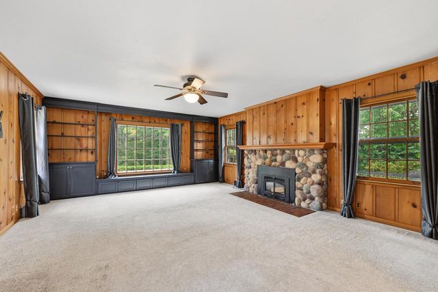 7620 W Drexel AVENUE, Franklin, WI 53132