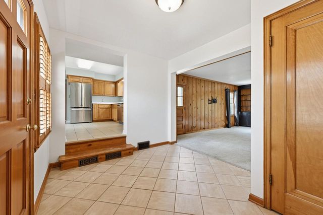 7620 W Drexel AVENUE, Franklin, WI 53132
