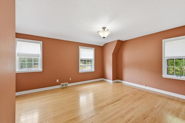 7620 W Drexel AVENUE, Franklin, WI 53132