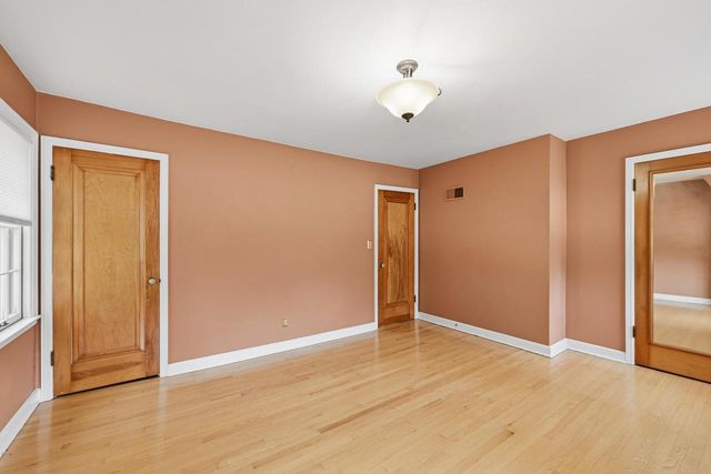 7620 W Drexel AVENUE, Franklin, WI 53132