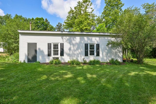 7620 W Drexel AVENUE, Franklin, WI 53132