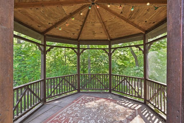 7620 W Drexel AVENUE, Franklin, WI 53132