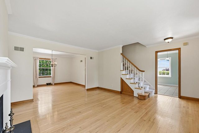 7620 W Drexel AVENUE, Franklin, WI 53132