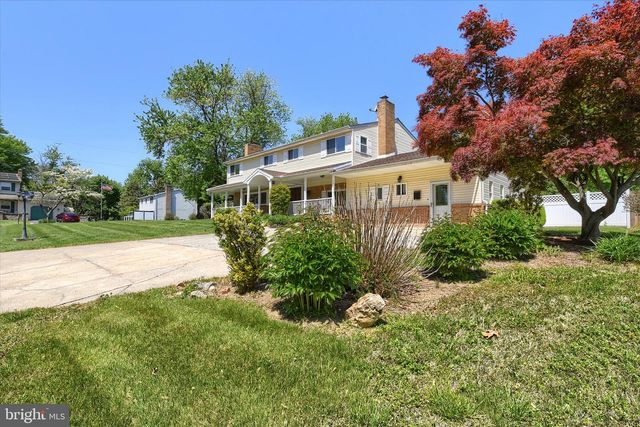 6100 DRIFTWOOD DR, Harrisburg, PA 17111