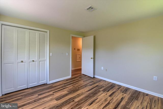 6100 DRIFTWOOD DR, Harrisburg, PA 17111