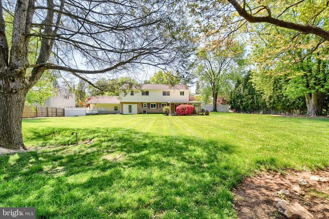 6100 DRIFTWOOD DR, Harrisburg, PA 17111