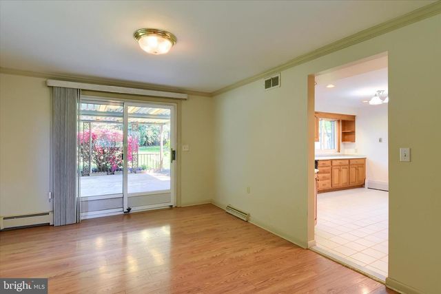 6100 DRIFTWOOD DR, Harrisburg, PA 17111