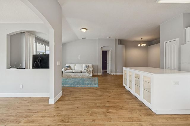 19427 MORDEN BLUSH DRIVE, Lutz, FL 33558