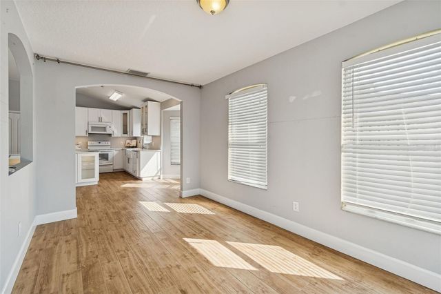 19427 MORDEN BLUSH DRIVE, Lutz, FL 33558