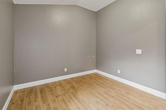 19427 MORDEN BLUSH DRIVE, Lutz, FL 33558