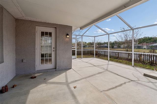 19427 MORDEN BLUSH DRIVE, Lutz, FL 33558