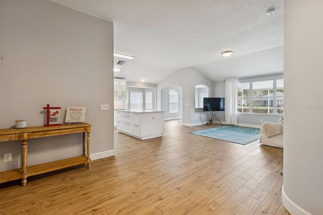 19427 MORDEN BLUSH DRIVE, Lutz, FL 33558