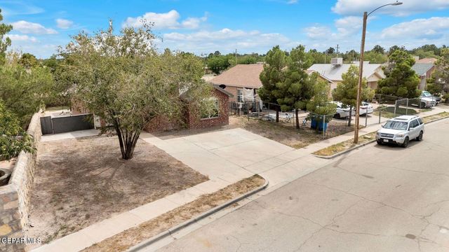 1082 Mill Valley Road, Socorro, TX 79927