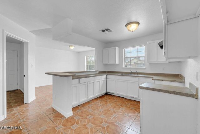 1082 Mill Valley Road, Socorro, TX 79927