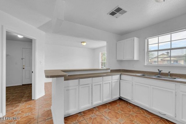 1082 Mill Valley Road, Socorro, TX 79927