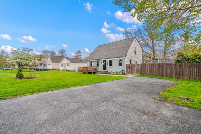 59 Belvedere Drive, Bristol, RI 02809
