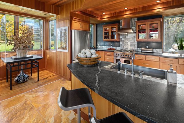 230 Belle View, Stowe, VT 05672