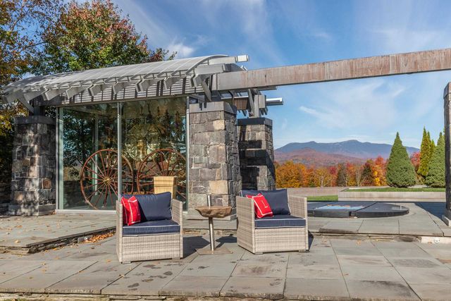 230 Belle View, Stowe, VT 05672