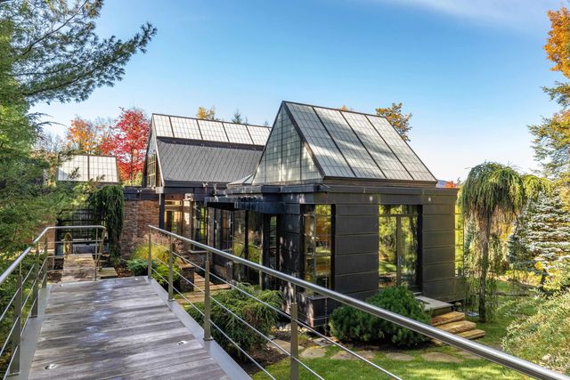 230 Belle View, Stowe, VT 05672