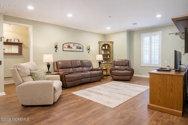 319 Regency Place 319, Woodbridge, NJ 07095