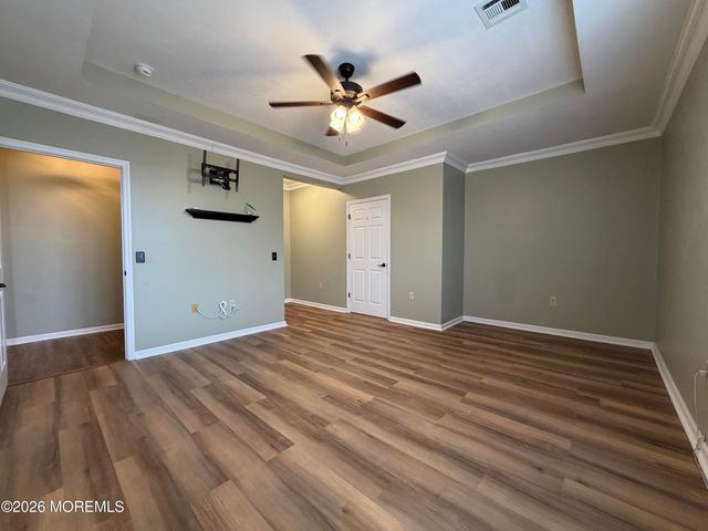 319 Regency Place 319, Woodbridge, NJ 07095