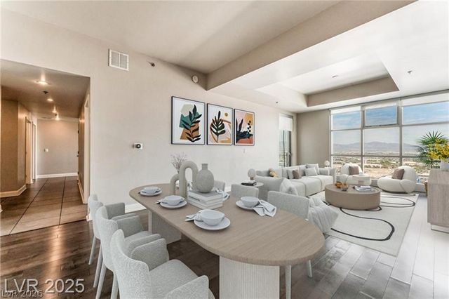 150 Las Vegas Boulevard 2512, Las Vegas, NV 89101