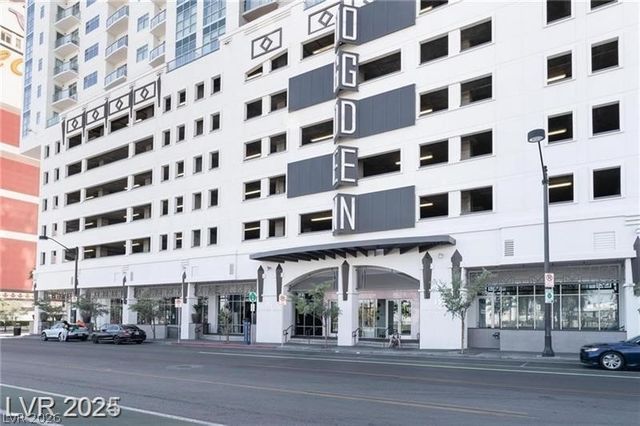 150 Las Vegas Boulevard 2512, Las Vegas, NV 89101