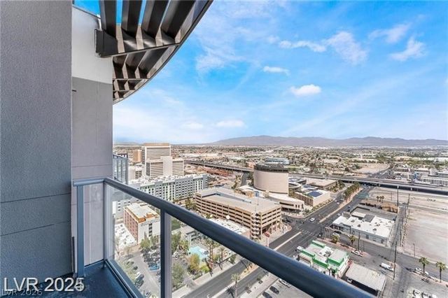 150 Las Vegas Boulevard 2512, Las Vegas, NV 89101