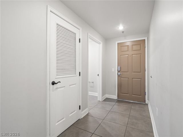 150 Las Vegas Boulevard 2512, Las Vegas, NV 89101
