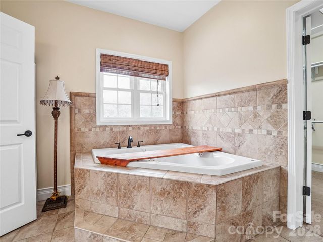 65 Horizon Way, Alexander, NC 28701
