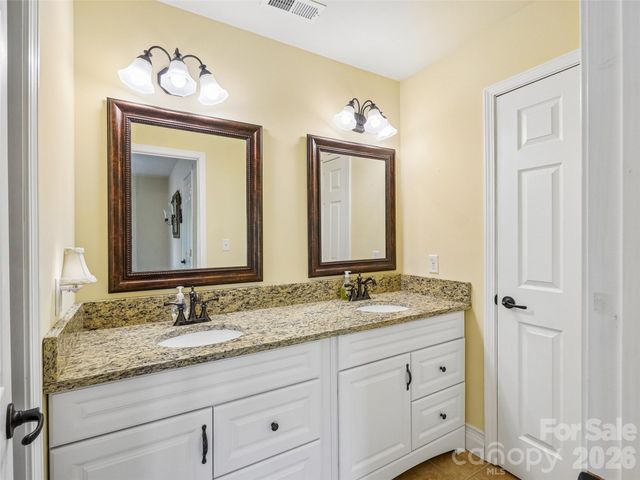 65 Horizon Way, Alexander, NC 28701