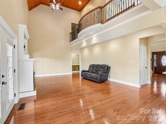 65 Horizon Way, Alexander, NC 28701