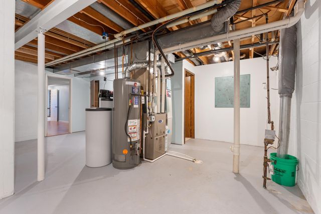 737 Meadow Run Drive SW, Rochester, MN 55902